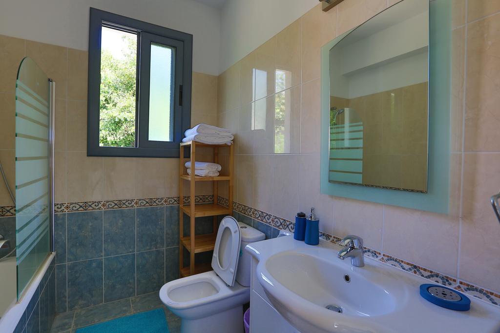 Villa Infinite Blu Paphos Luaran gambar