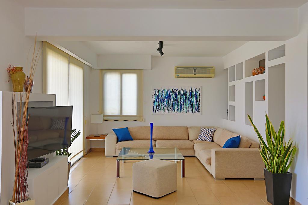 Villa Infinite Blu Paphos Luaran gambar