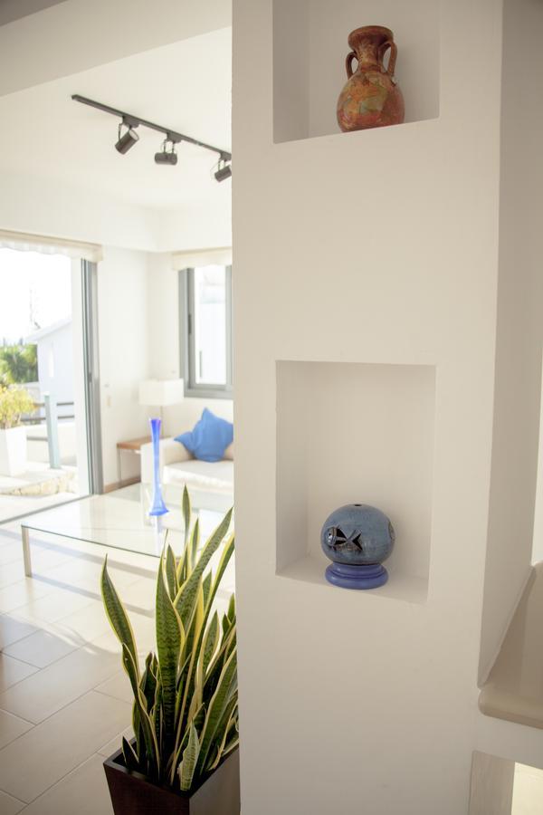 Villa Infinite Blu Paphos Luaran gambar
